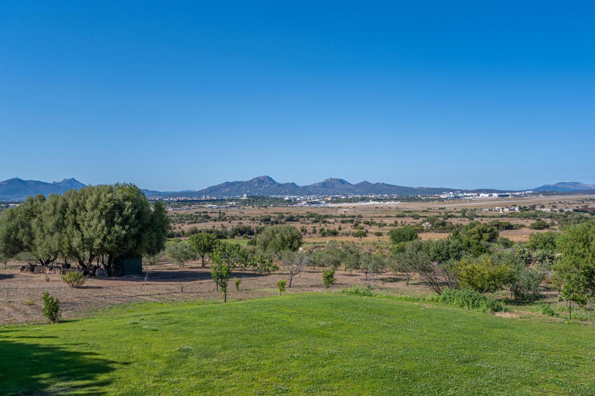 Villa Patrizia-Luxury House Olbia Extérieur photo